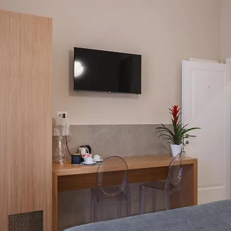 Maison Boutique Matteotti Guest house 4*