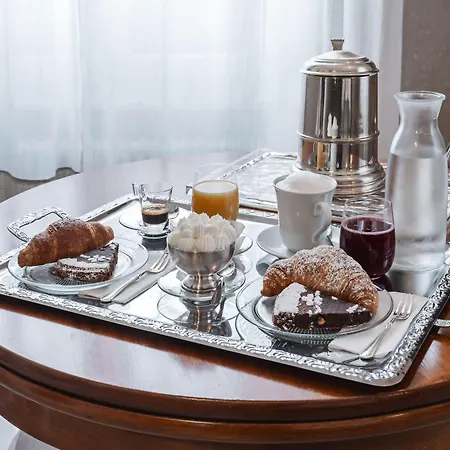 Maison Boutique Matteotti 4*